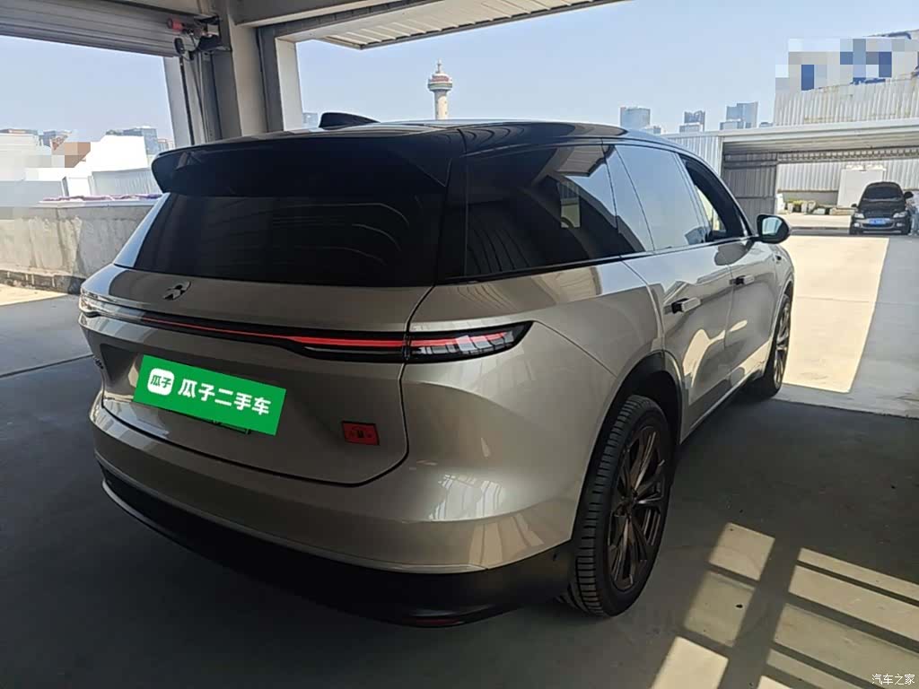 NIO ES8, 2024 7