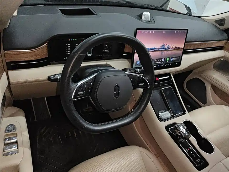 HarmonyOS Ask the world M5