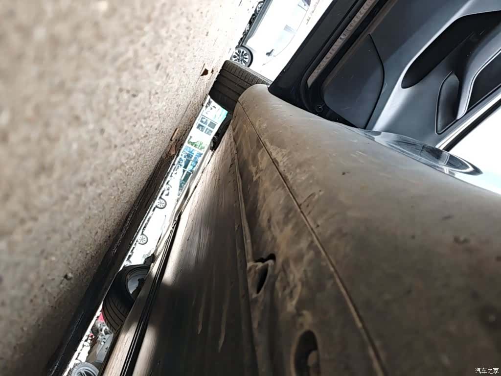 Tesla Model Y, 2023 22