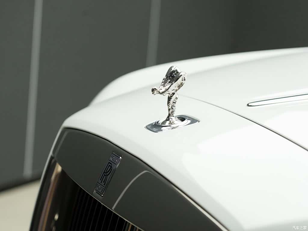 Rolls-Royce Wraith, 2018 4