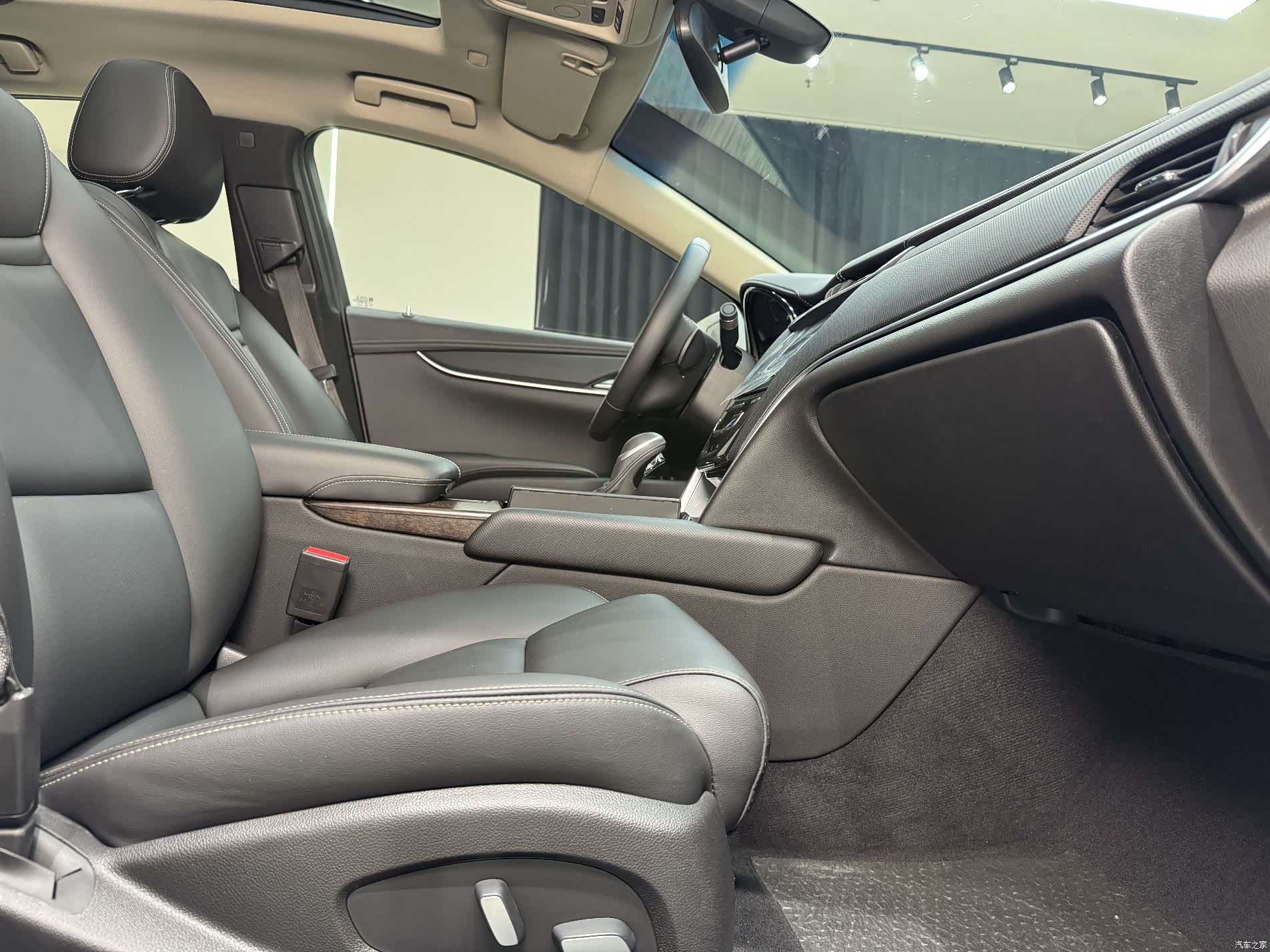 Cadillac XTS, 2019 35