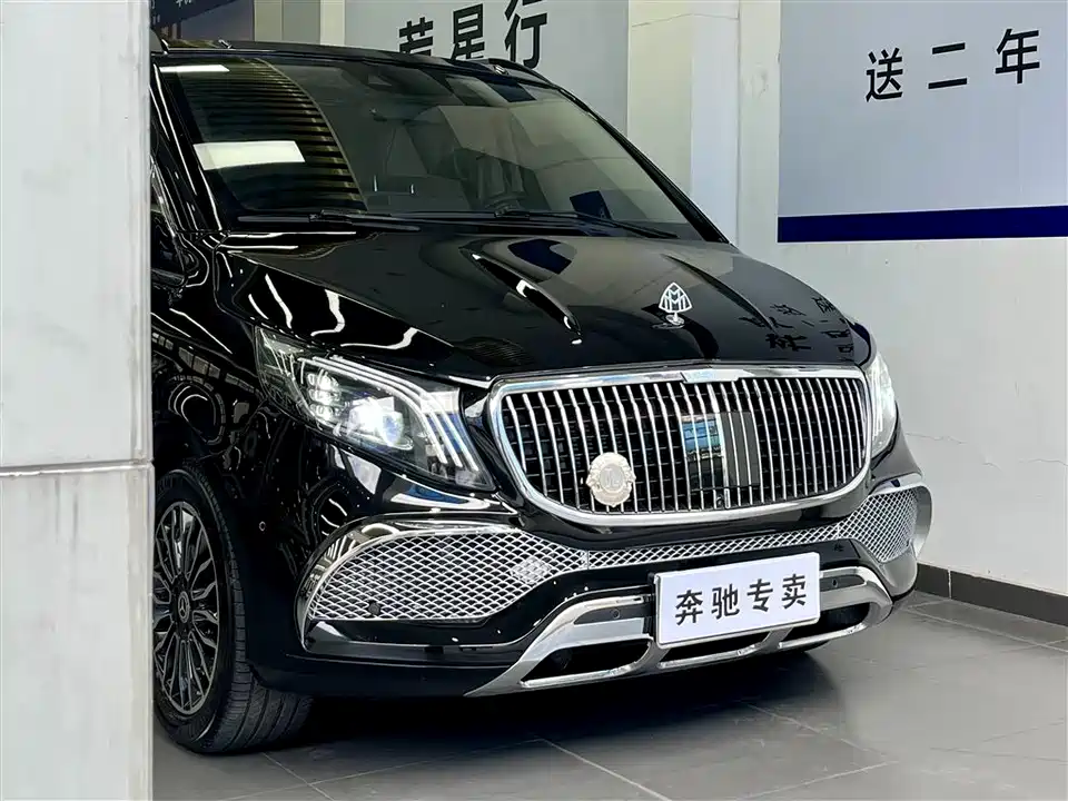 Mercedes-Benz V-class