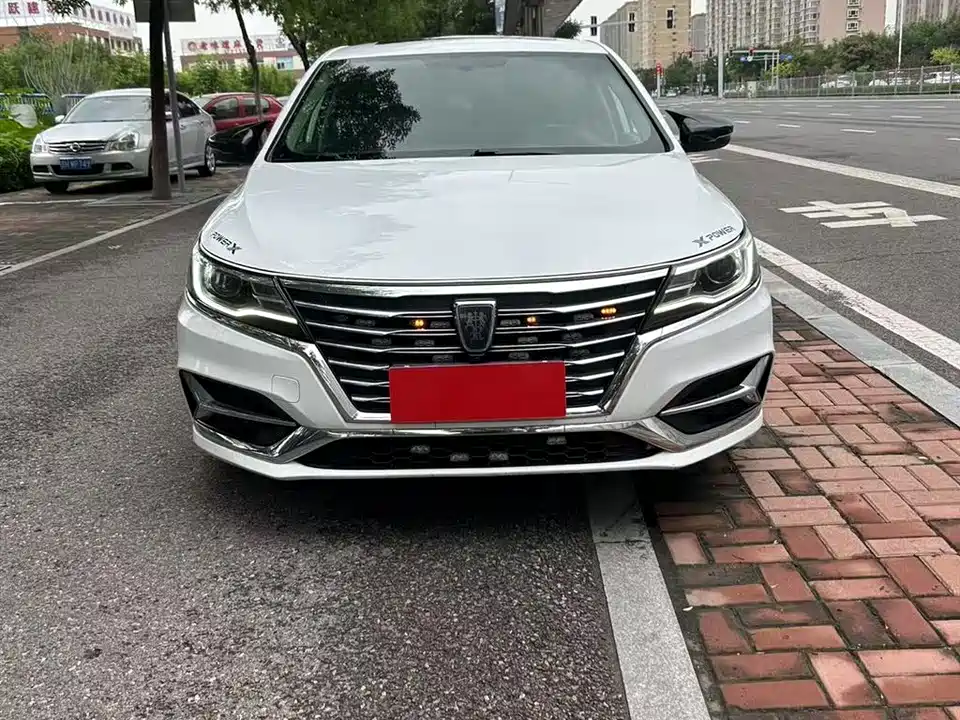 Roewe i6