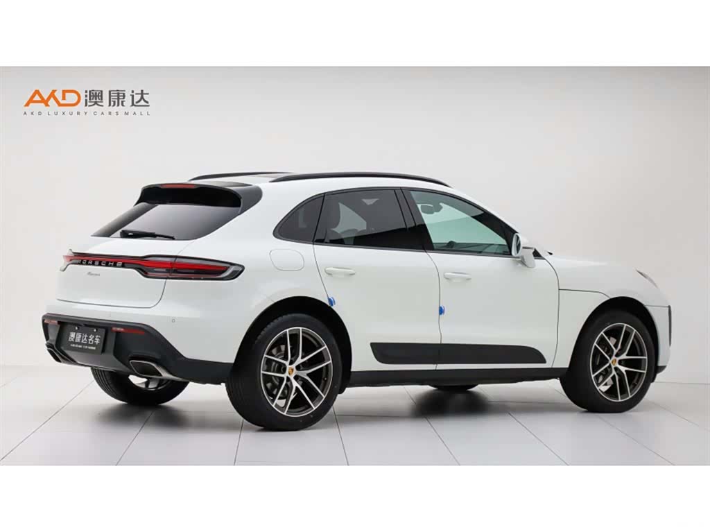 Porsche Macan, 2023 3