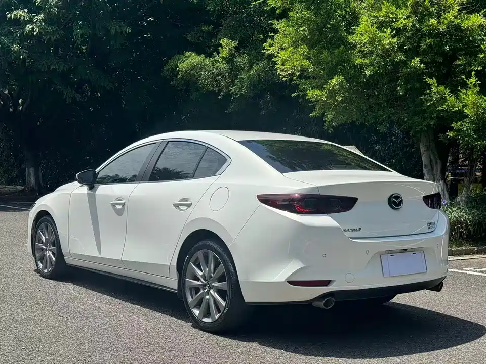 Mazda 3 Angkesaila