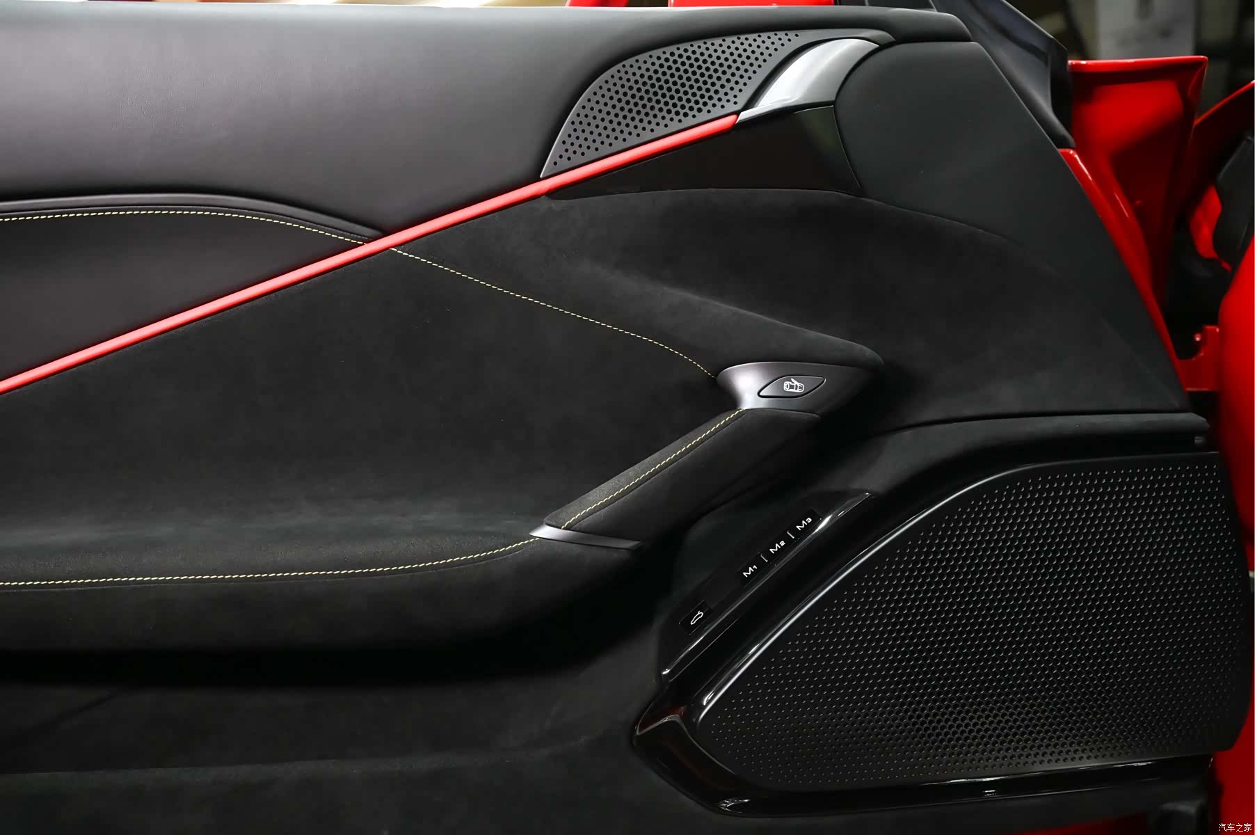 Ferrari Roma, 2021 3