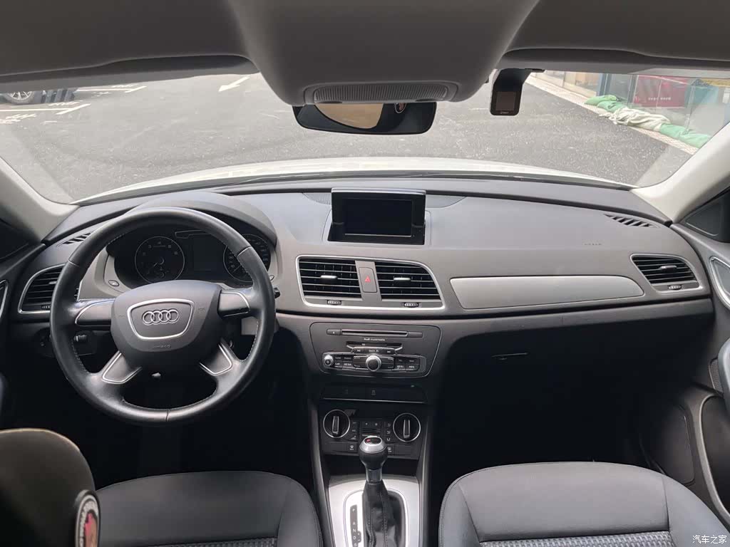 Audi Q3, 2018 6