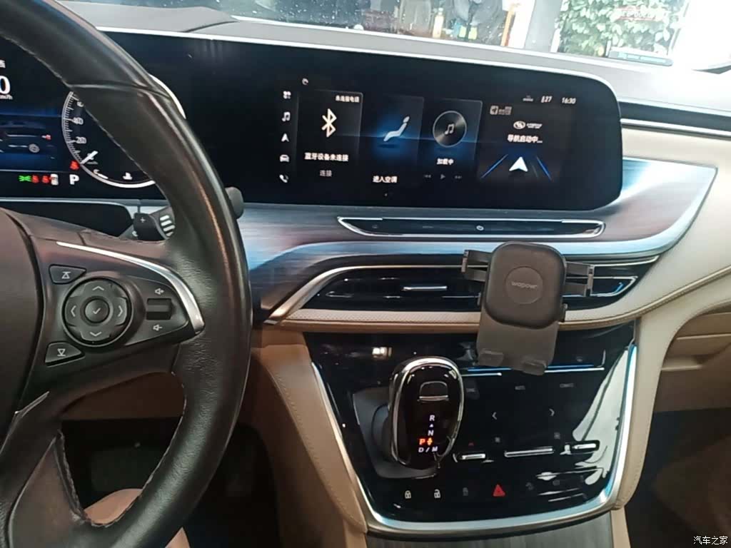 Buick GL8, 2021 10