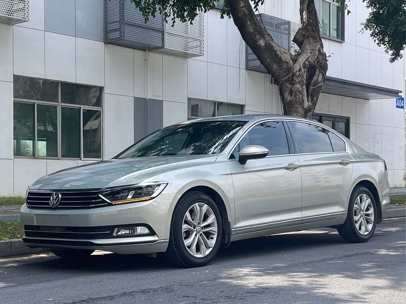 Volkswagen Magotan, 2018 1