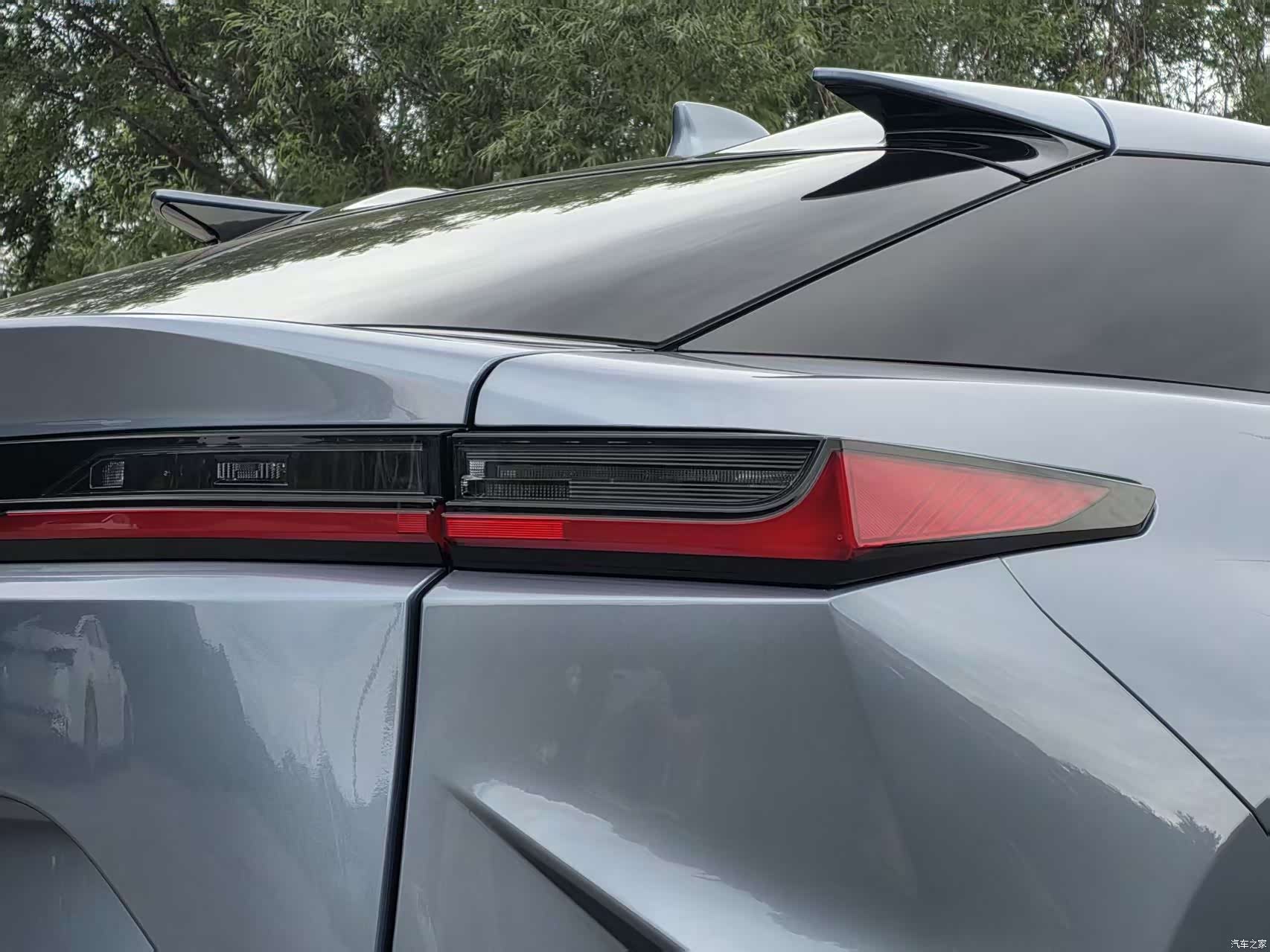 Lexus RZ, 2024 14