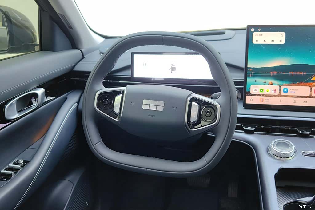 Geely Galaxy E5, 2025 15