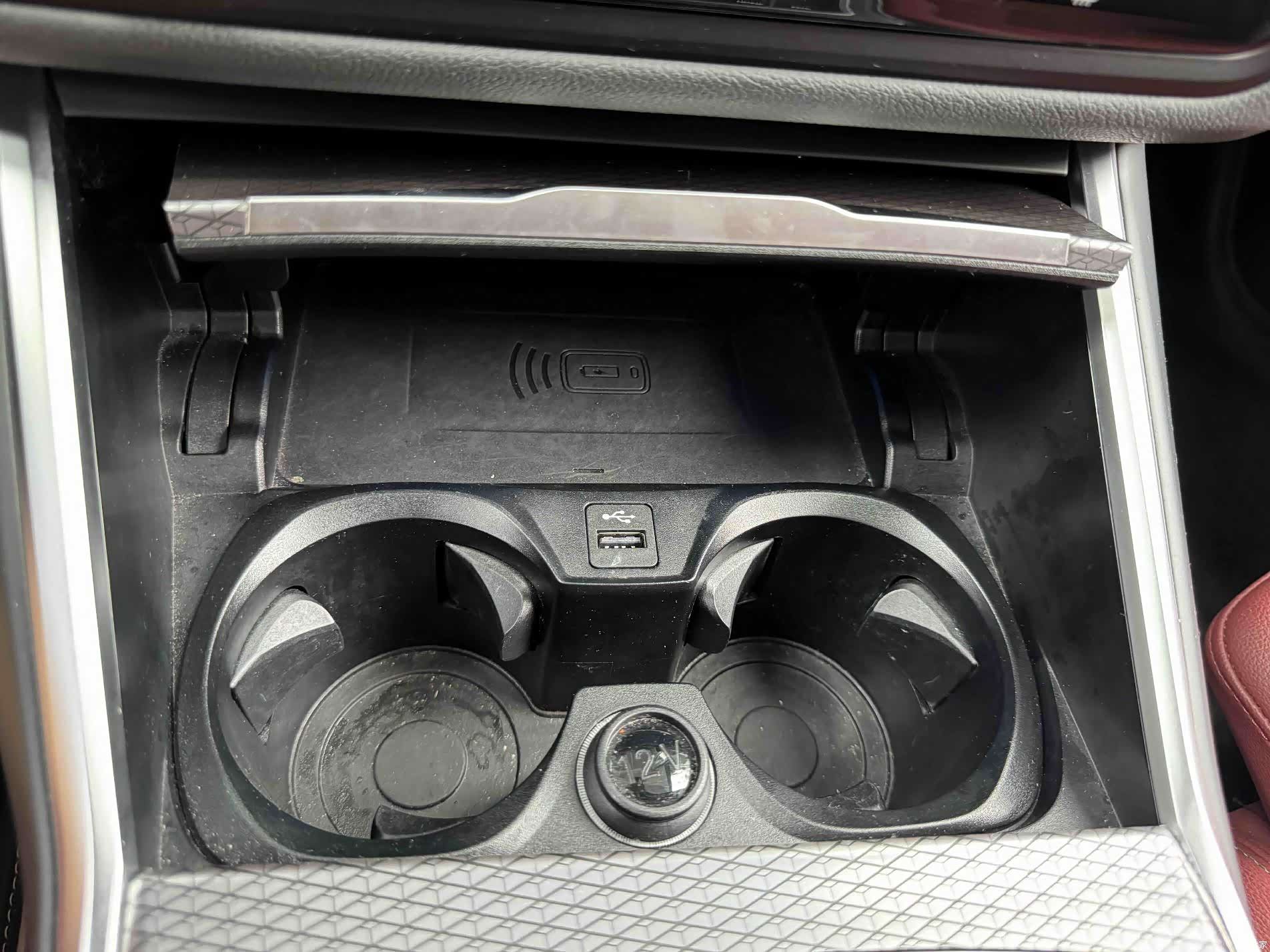 BMW 3 Series, 2024 9