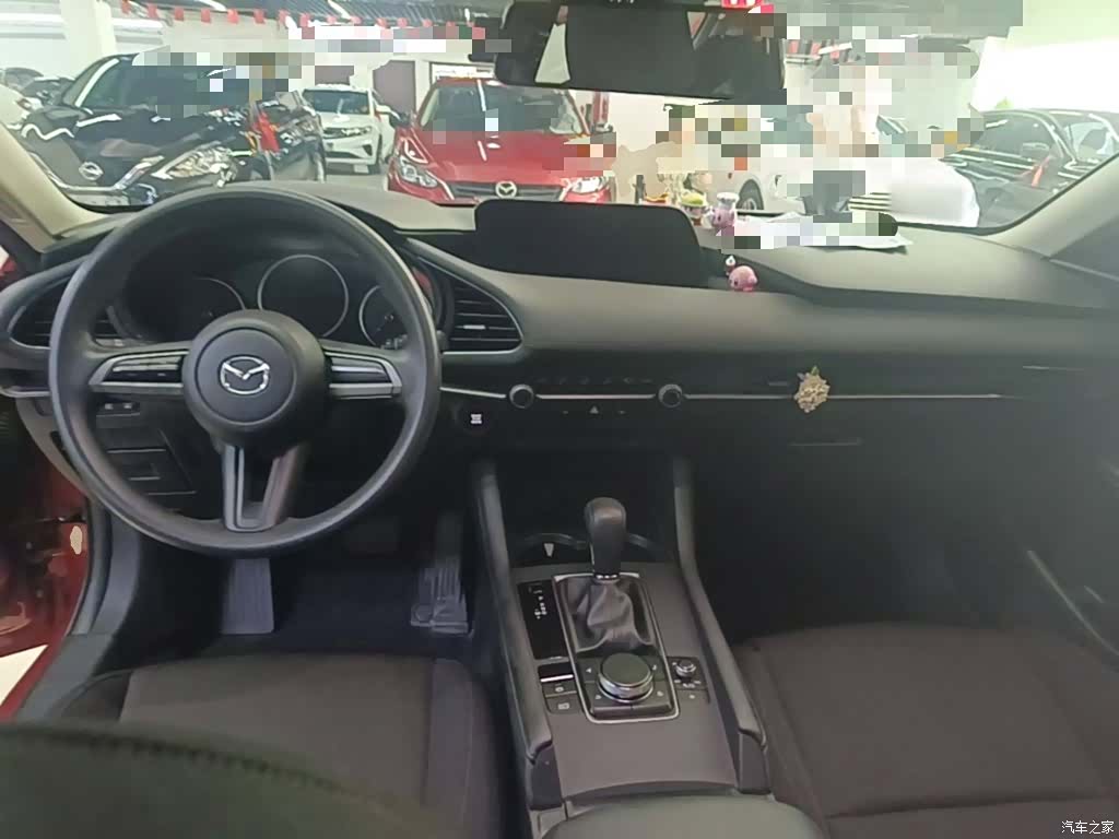 Mazda Mazda3, 2020 10