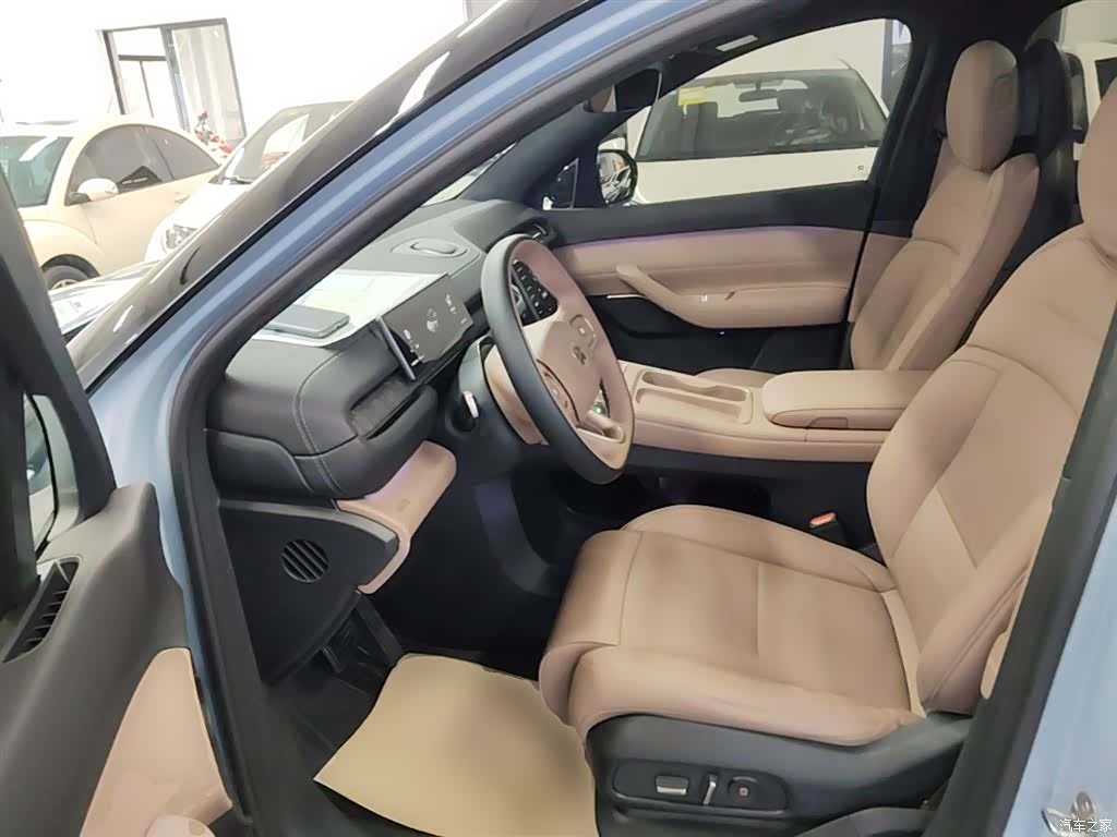 NIO ES6, 2025 15