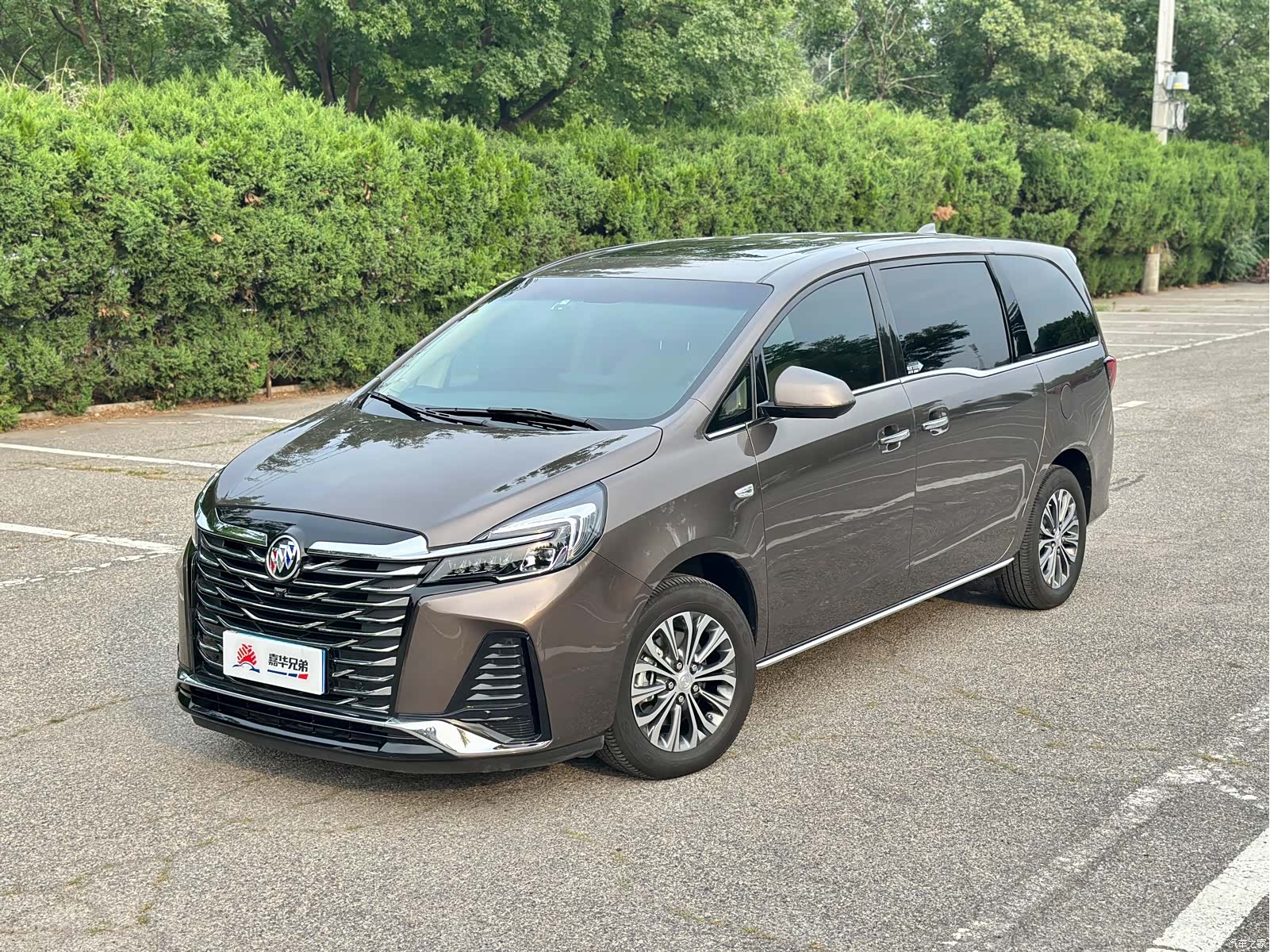 Buick GL8, 2023 2