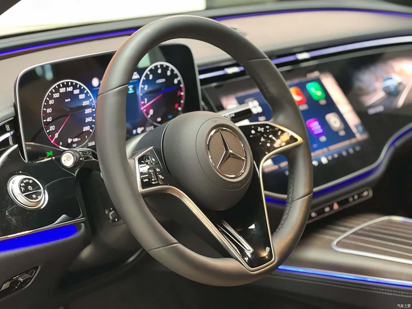 Mercedes-Benz E-Class, 2024 7