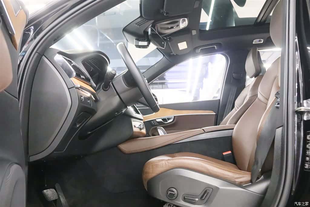 Volvo XC90, 2021 15