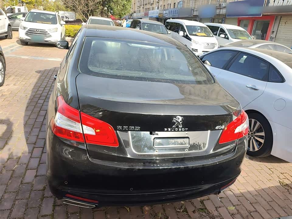 Peugeot 408