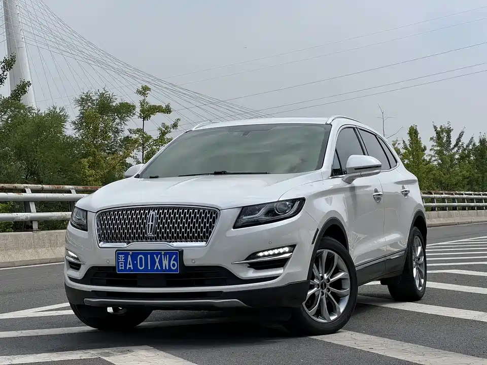 Lincoln MKC