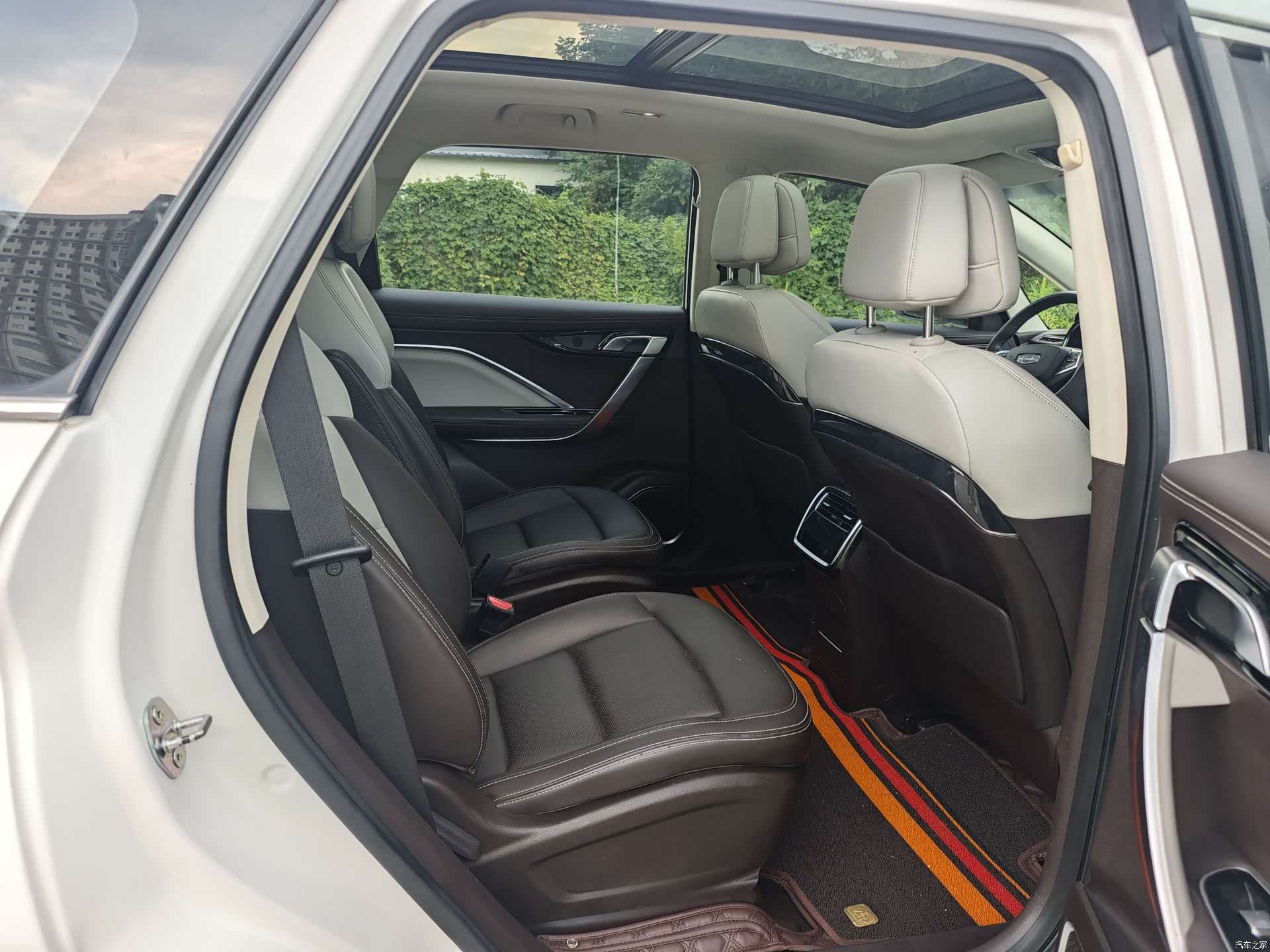 Geely Jiaji, 2019 13