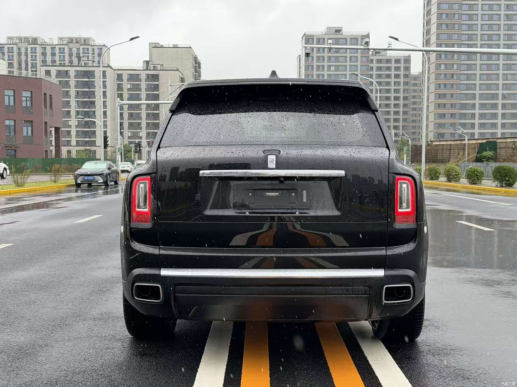 Rolls-Royce Cullinan, 2019 7