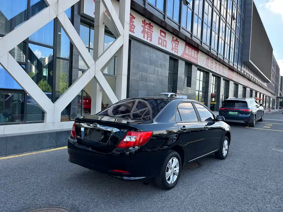 BYD F3
