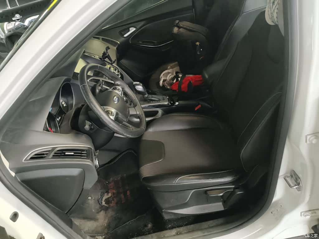 Ford Focus, 2015 15