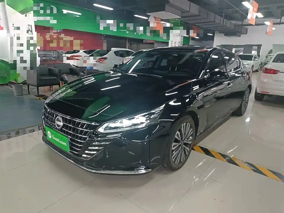 Nissan Teana