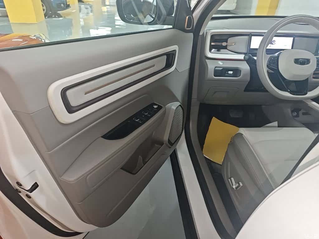 Geely Icon, 2025 16