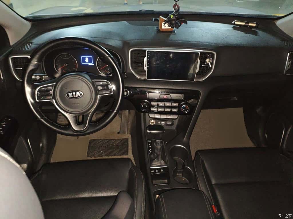 Kia KX5, 2016 6
