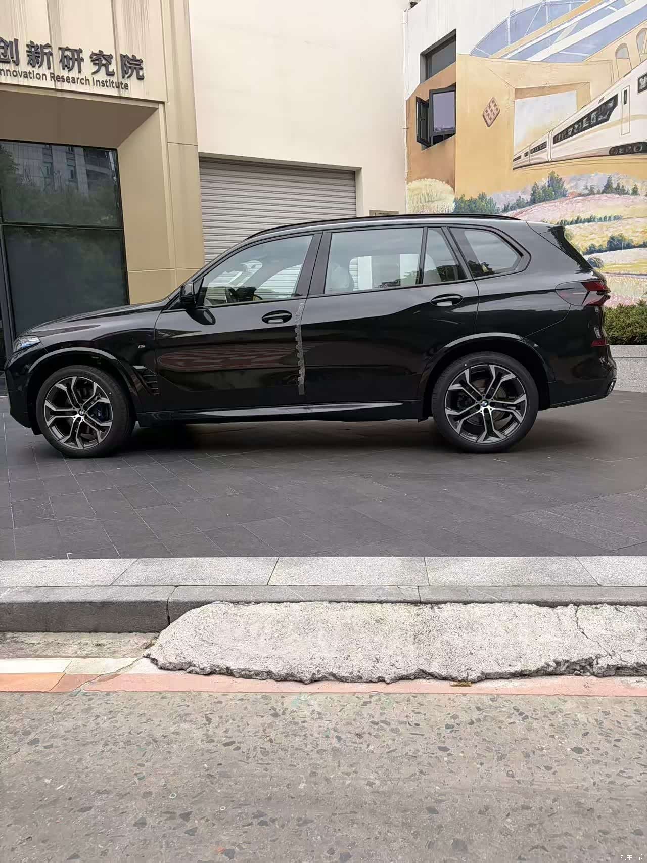 BMW X5, 2026 все фото