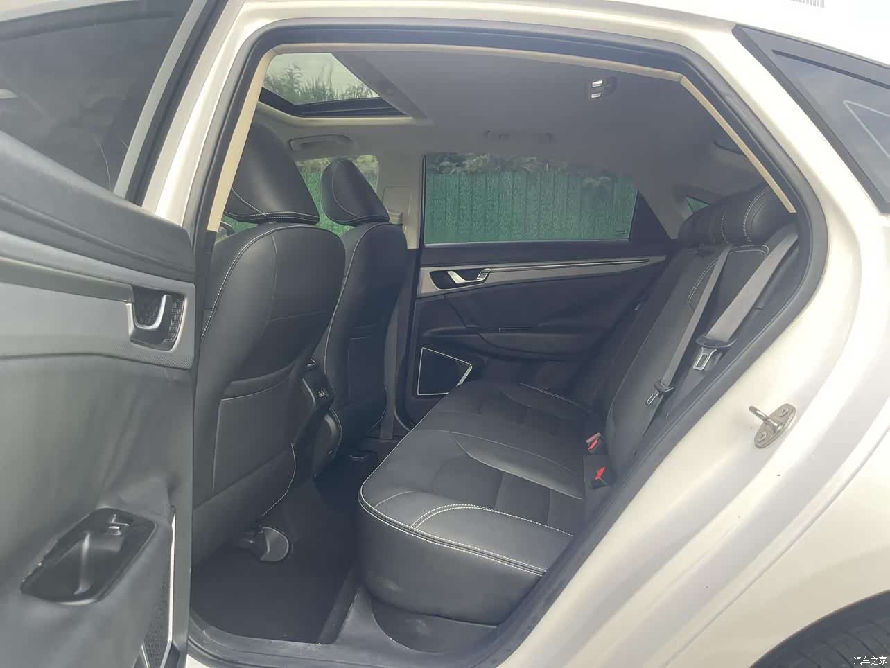 Geely Emgrand, 2018 12