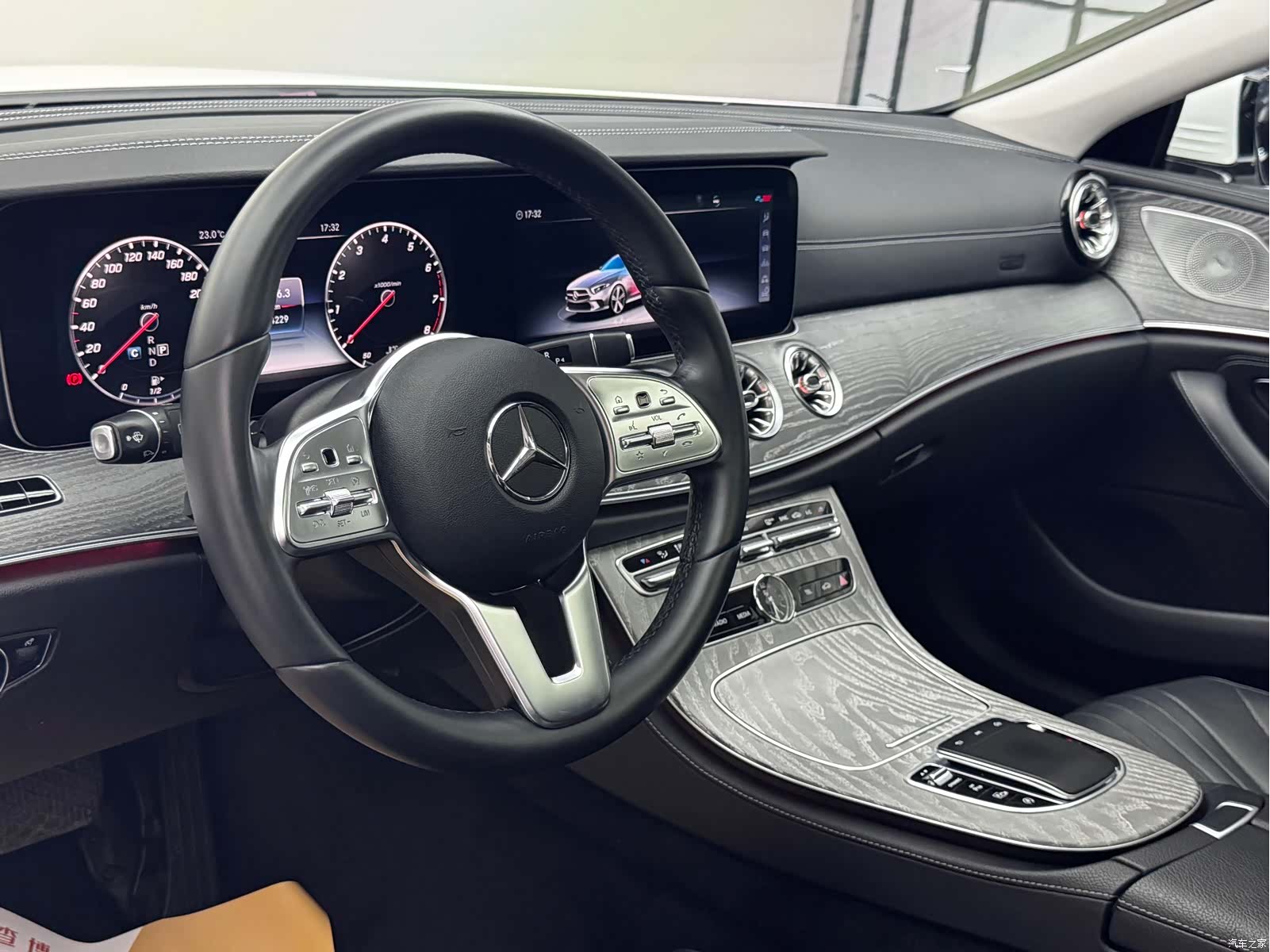 Mercedes-Benz CLS, 2019 10