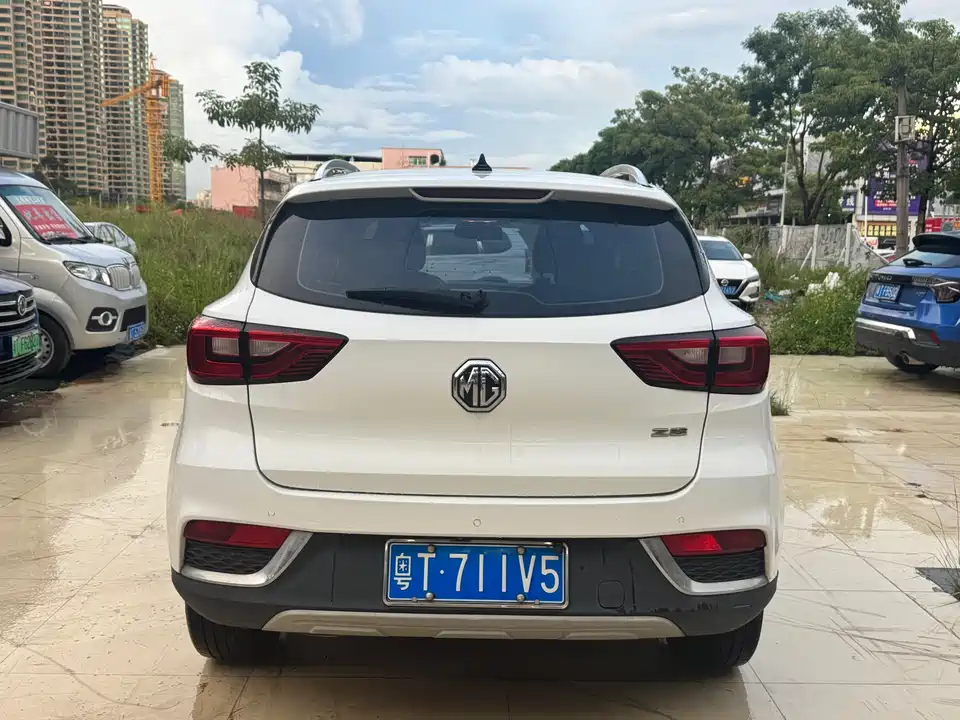 MG ZS