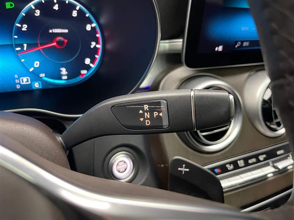 Mercedes-Benz GLC Mercedes-Benz GLC