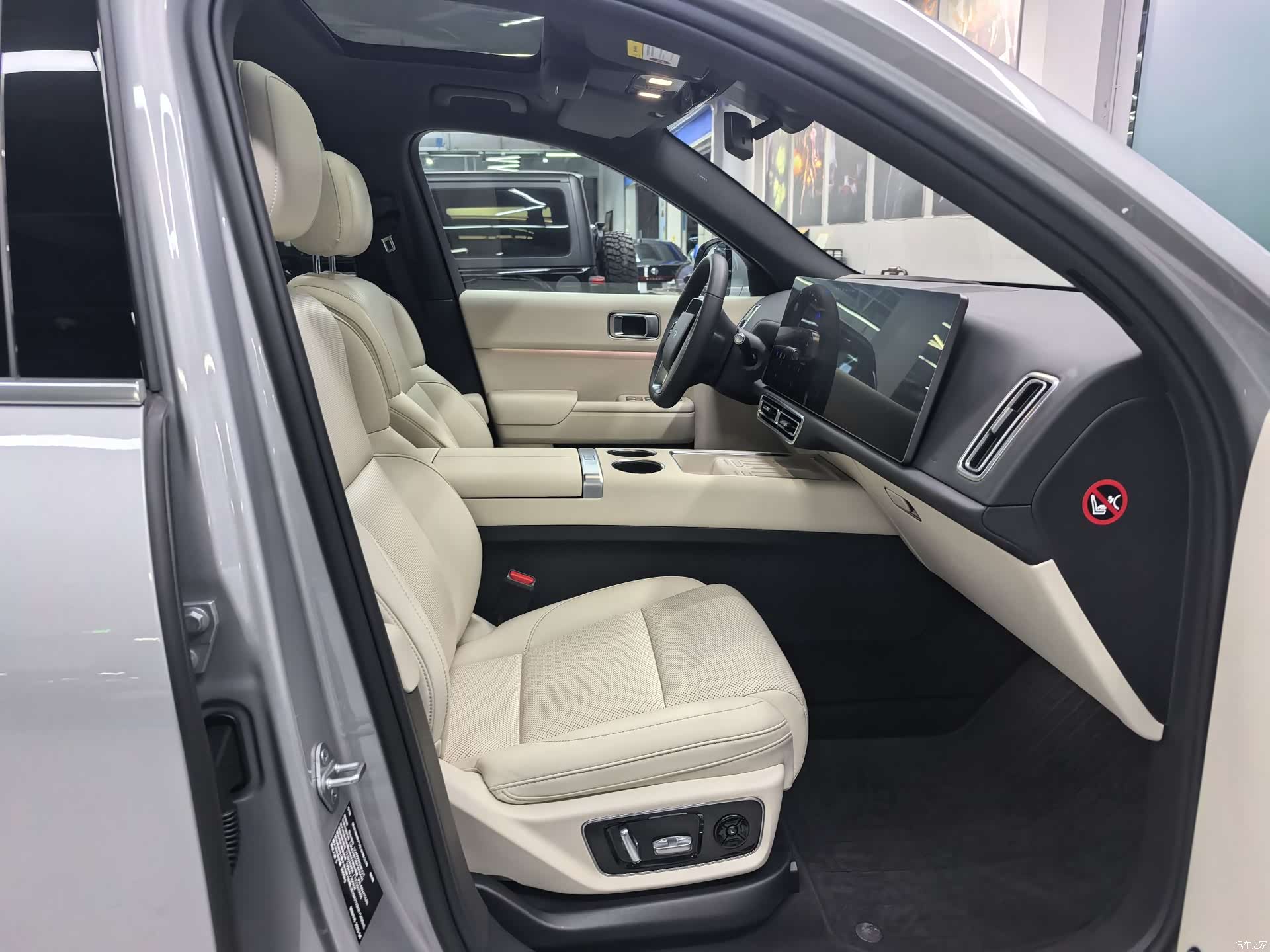 Li Auto L7, 2023 все фото