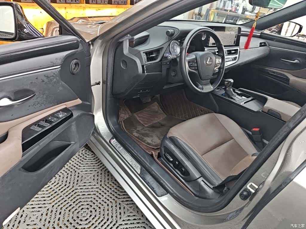 Lexus ES, 2024 16