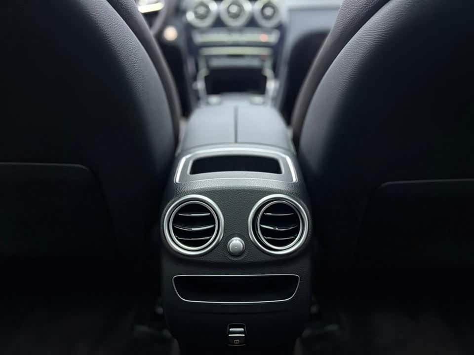 Mercedes-Benz GLC Mercedes-Benz GLC