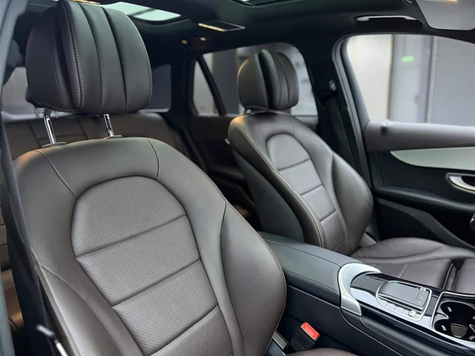 Mercedes-Benz GLC Mercedes-Benz GLC