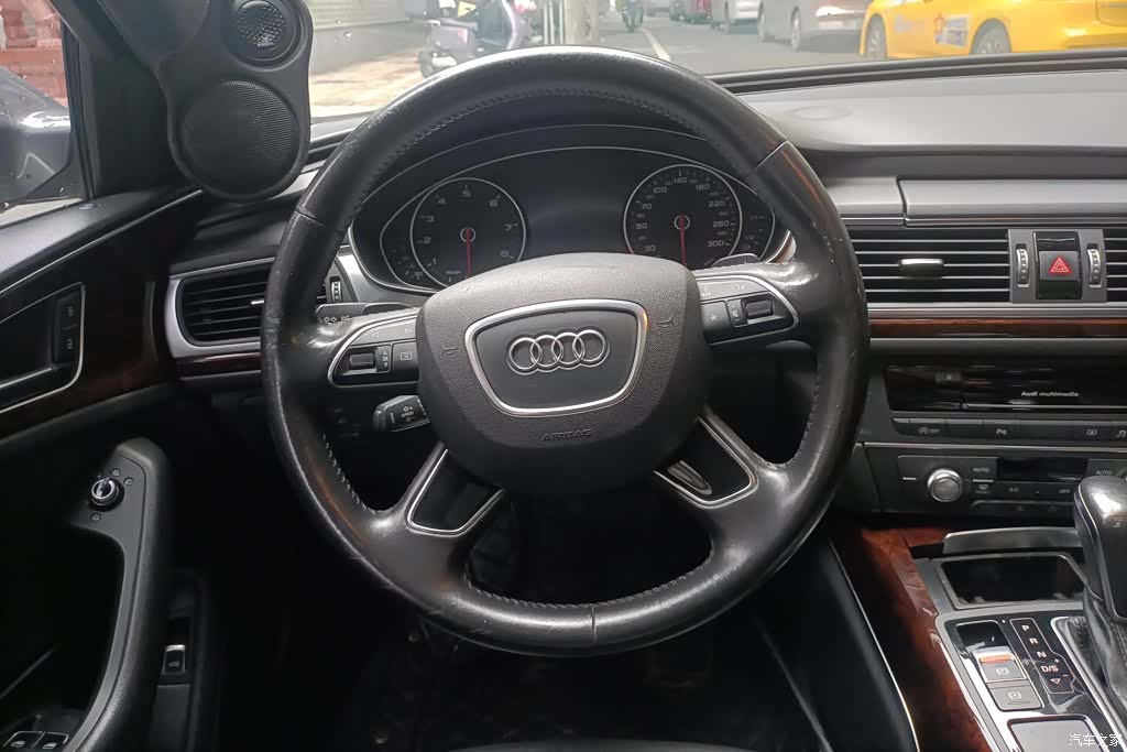 Audi A6L, 2016 15