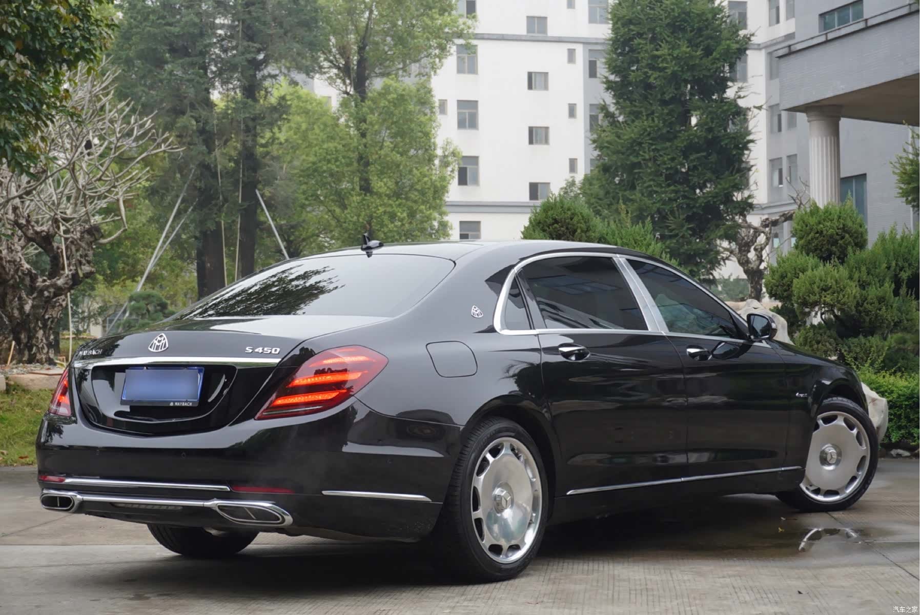 Maybach S-Class, 2017 9