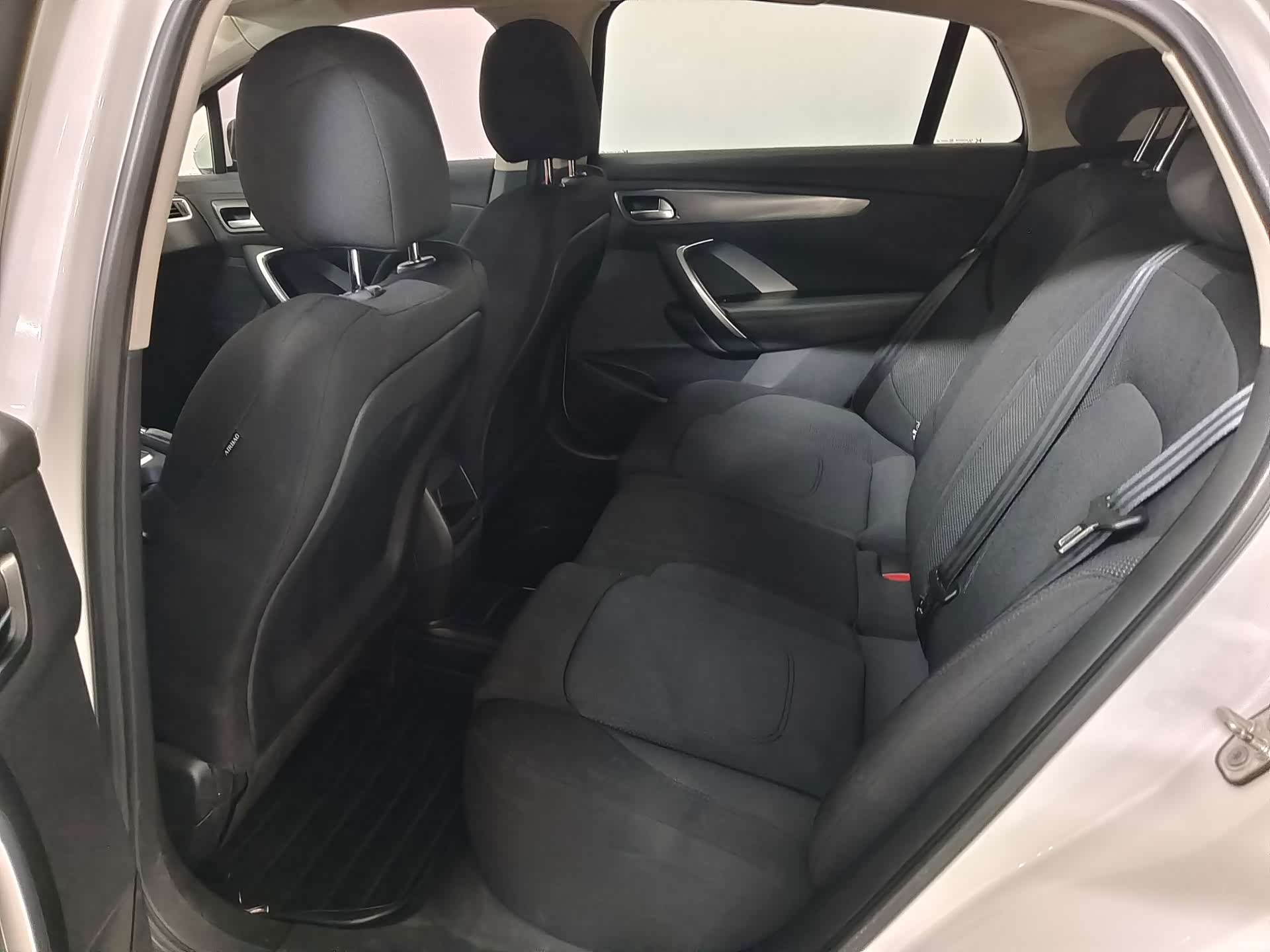DS VTi140, 2014 8