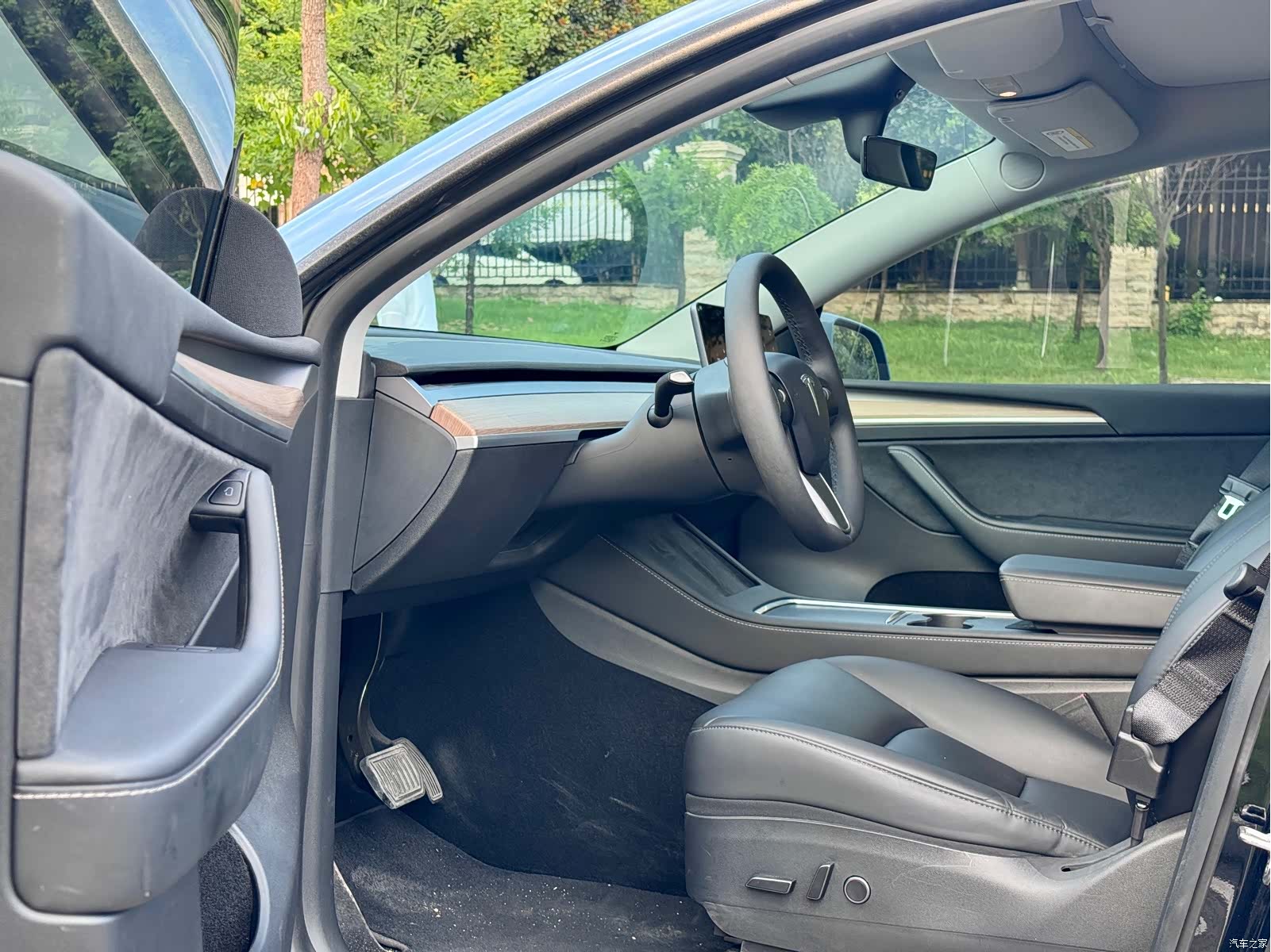 Tesla Model Y, 2021 7