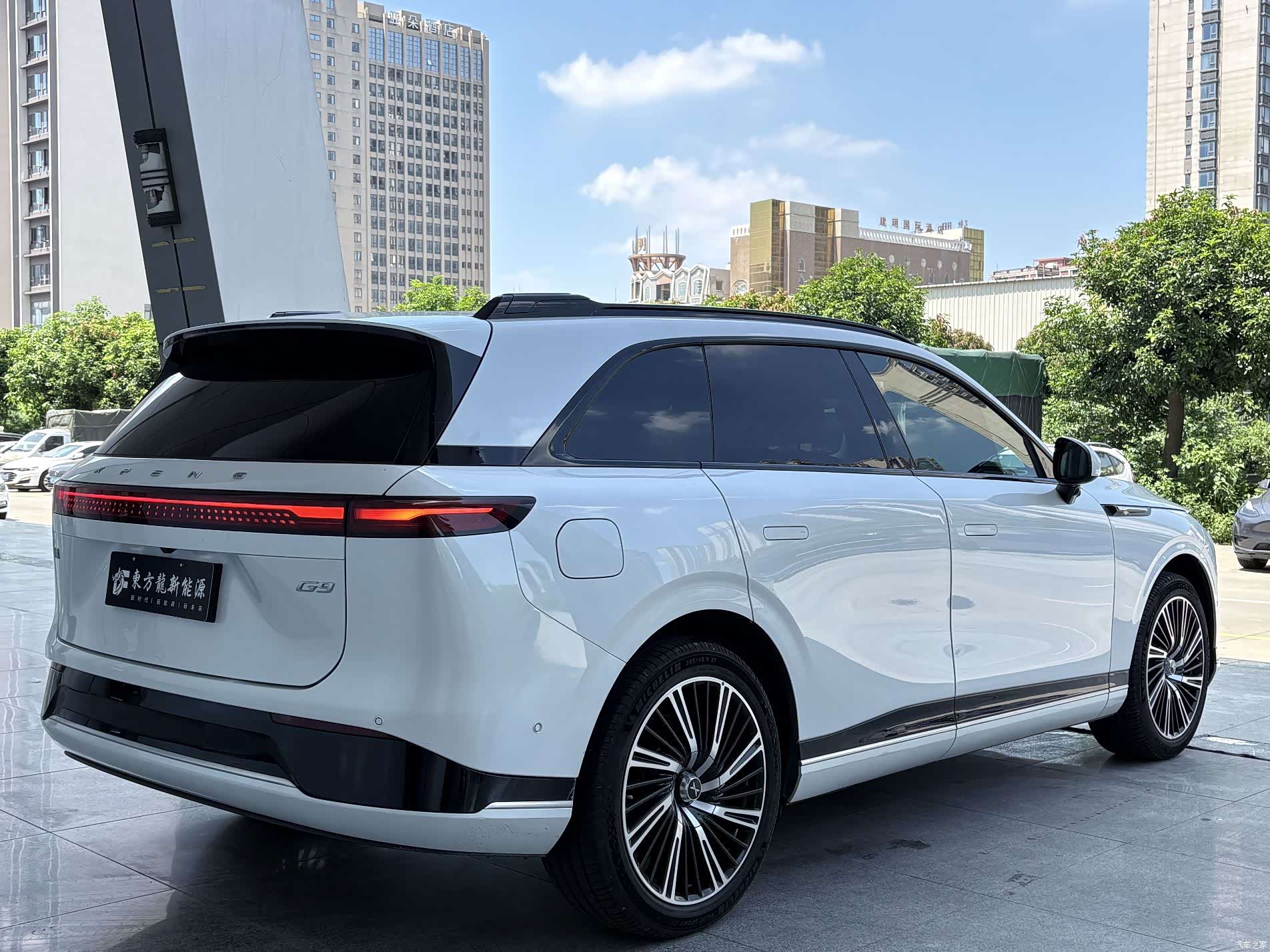 Xpeng G9, 2023 9
