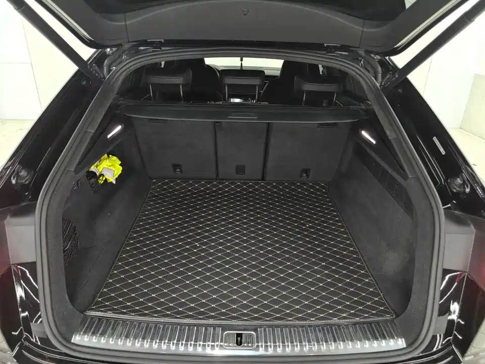 Audi Q8 Audi Q8