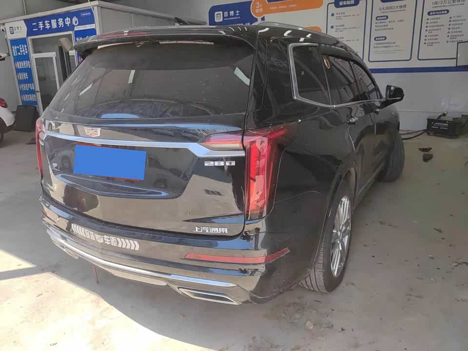 Cadillac XT6