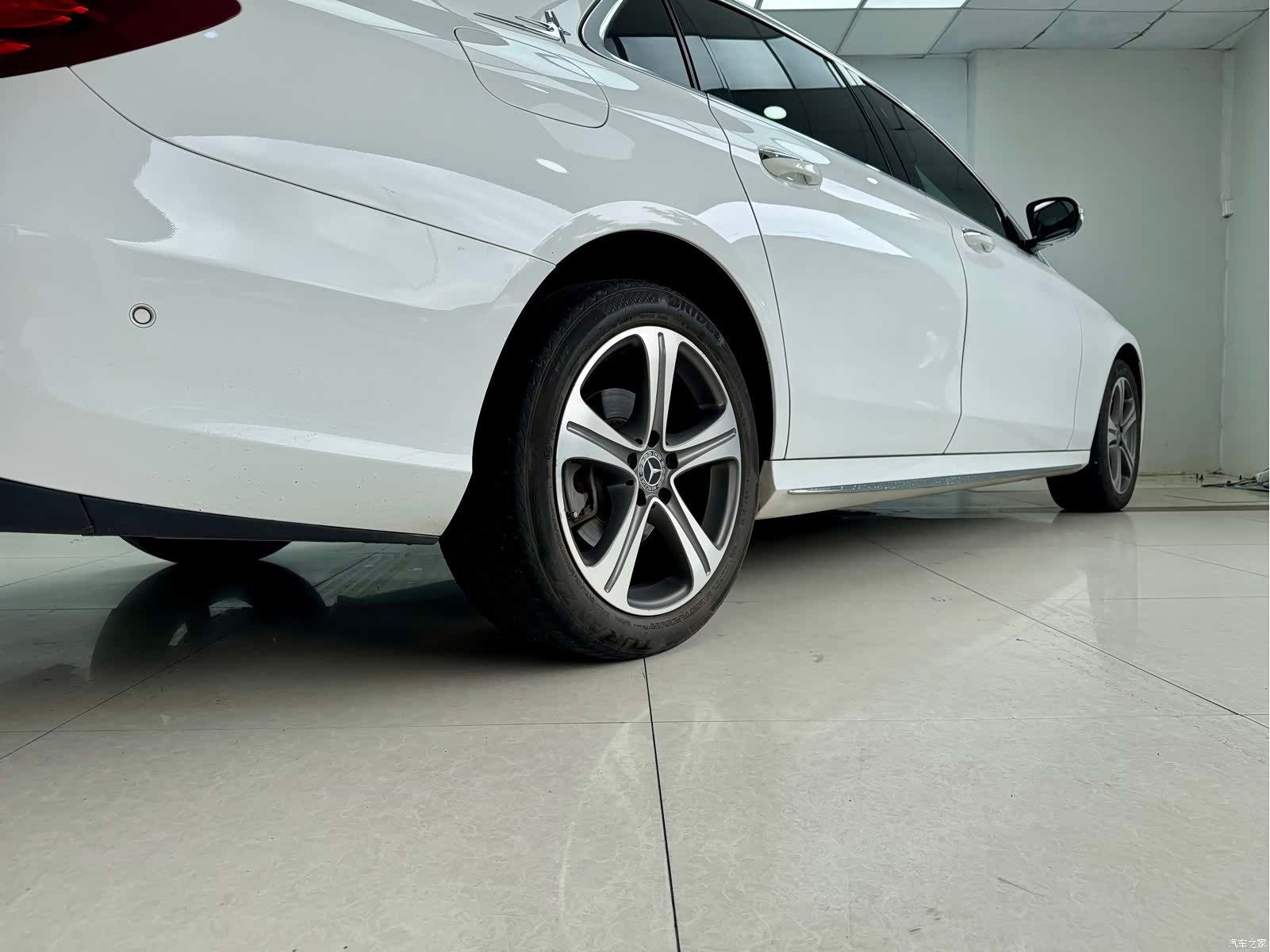 Mercedes-Benz E-Class, 2018 22