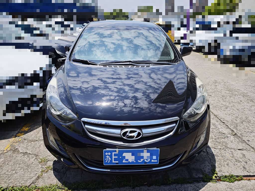 Hyundai Elantra