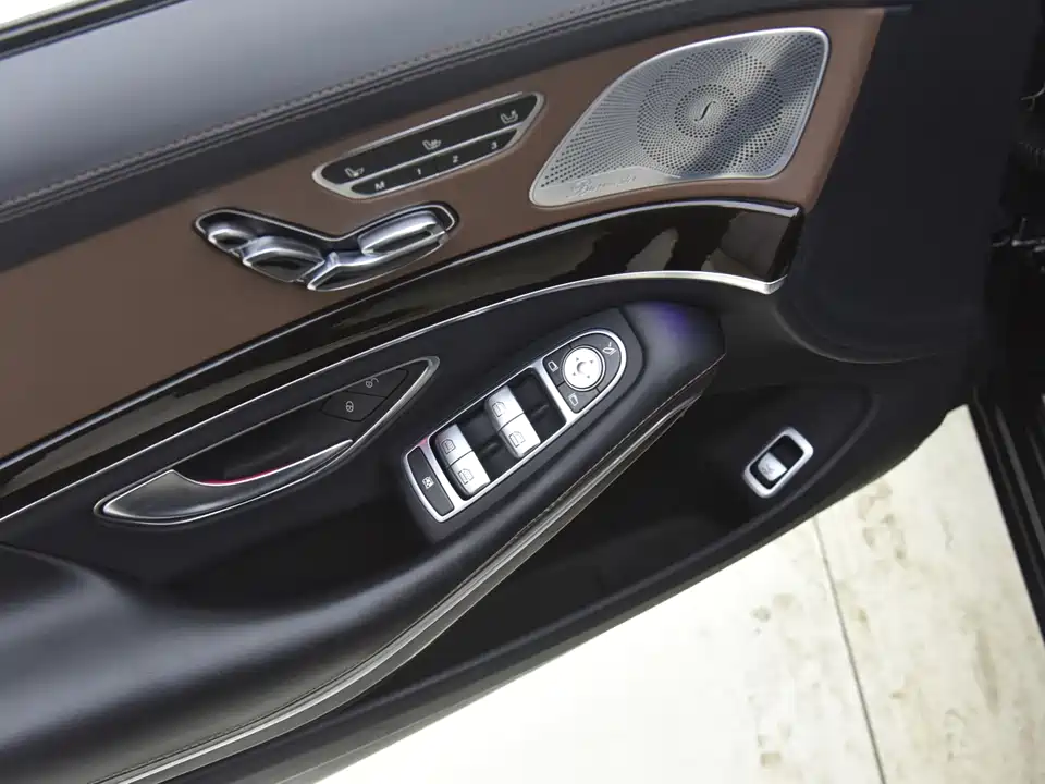 Mercedes-Benz Maybach S-class