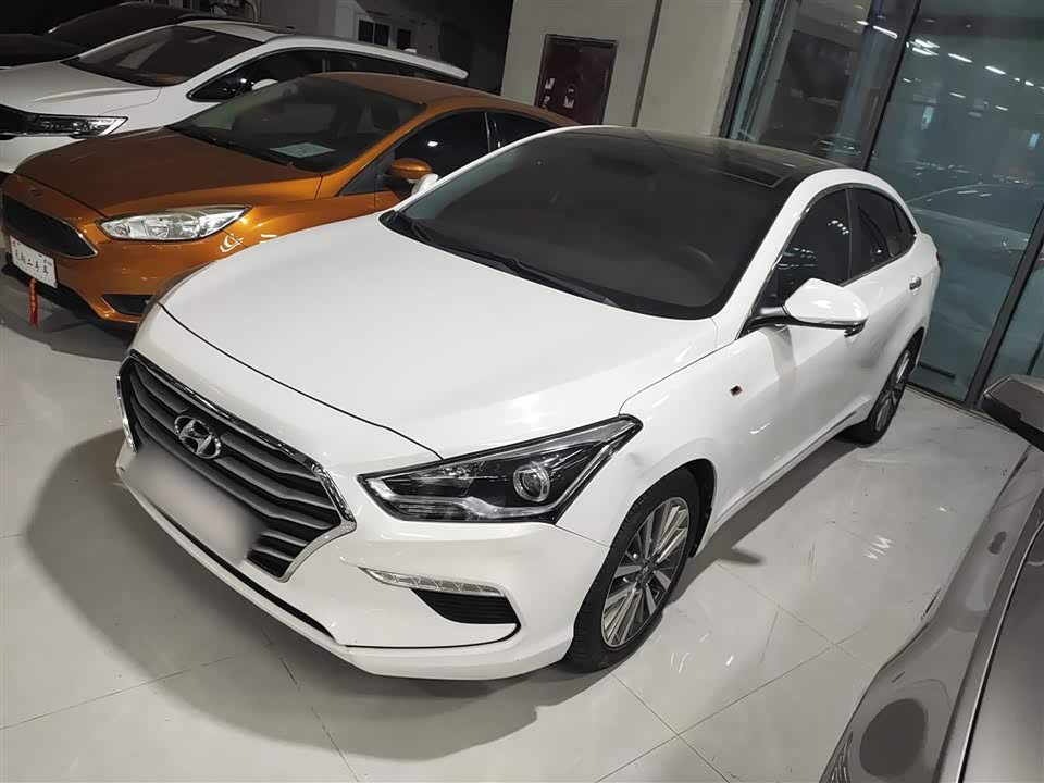 Hyundai Name picture